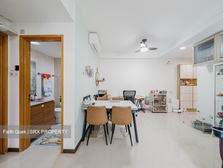 The Lakeshore (D22), Condominium #504900161